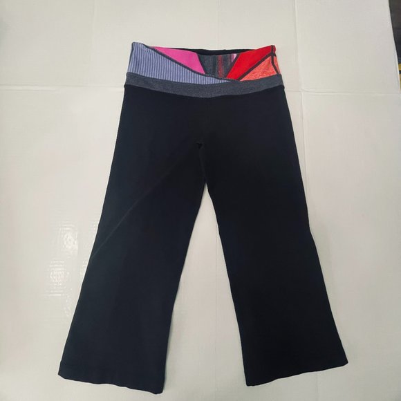 Lululemon balck capris with printed waist band pink, red, gray blue, stripped 4 - Picture 3 of 6